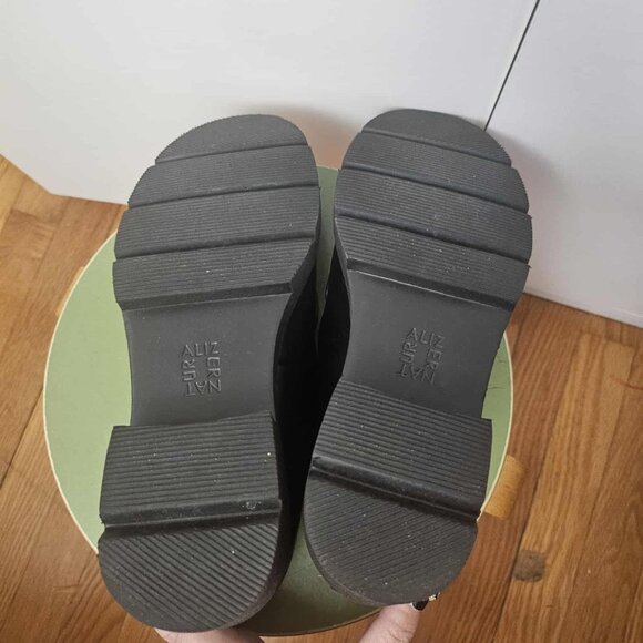 Naturalizer Cabaret Lug Sole Loafers Size 6.5 - Picture 5 of 5